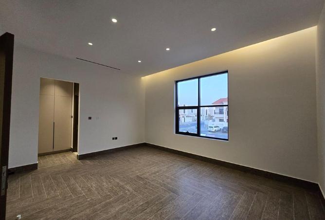 70267344 - صورة العقار 3