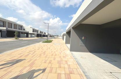 Villa - 3 - 5 for sale in The Pulse Beachfront - The Pulse - Residential District - Dubai South (Dubai World Central) - Dubai Villa - 3 - 5 for sale in The Pulse Beachfront - The Pulse - Residential District - Dubai South (Dubai World Central) - Dubai