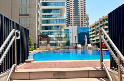 Apartment - 1 Bedroom - 2 Bathrooms for rent in The Waves Residences - Al Mankhool - Bur Dubai - Dubai