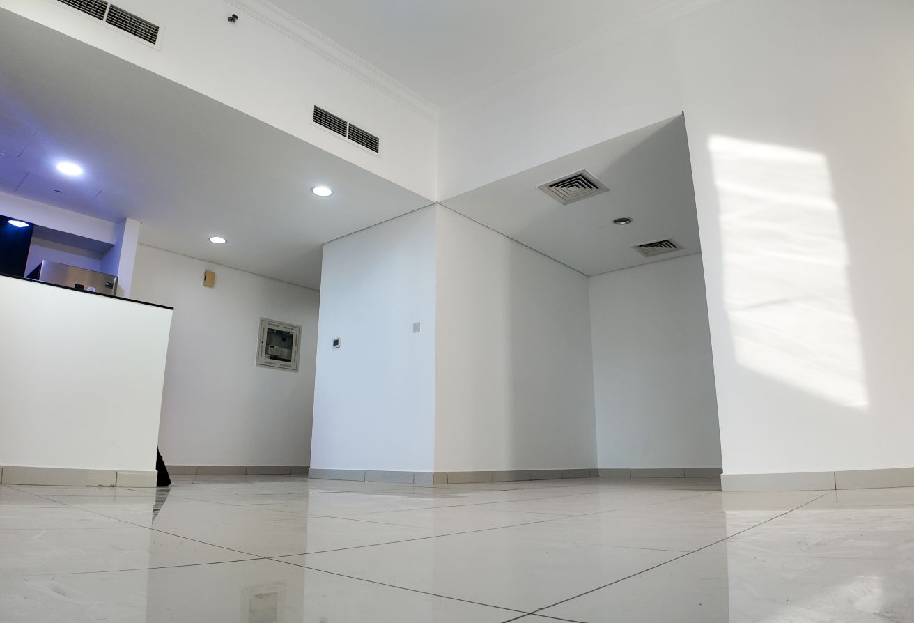 High Floor | Kitchen Appliances | SPACIOUS