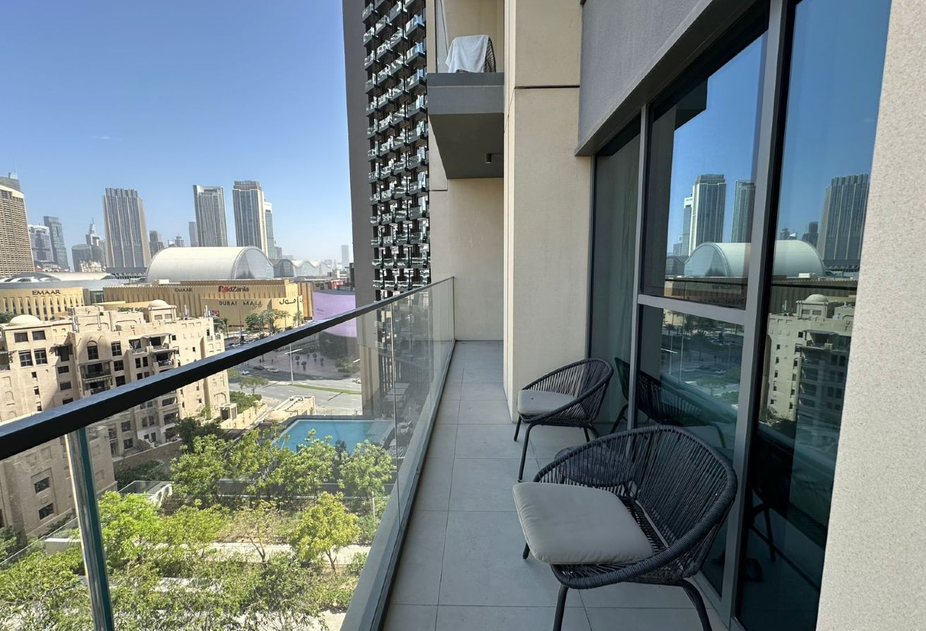 FURNISHED 2BR| BURJ KHALIFA AND POOL VIEWS| NOW