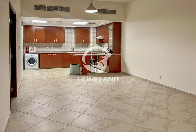 74243351 - Property Image 2