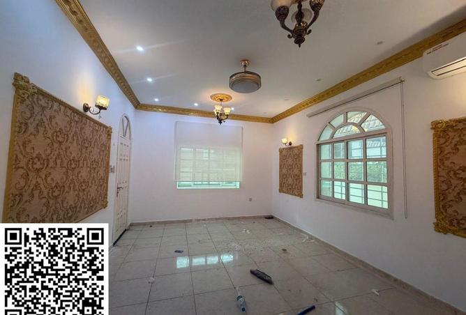 73842019 - Property Image 2