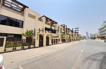 Villa - 3 Bedrooms - 5 Bathrooms for rent in Arenco Villas - District 14 - Jumeirah Village Circle - Dubai