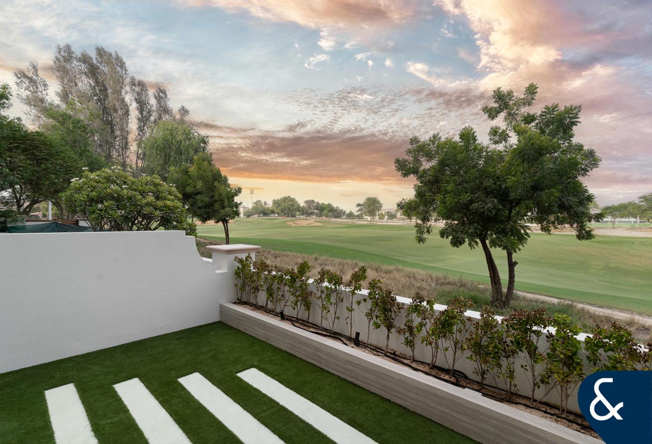 3 Bedroom | Golf Course View | Upgraded photo 14