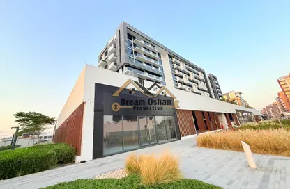 Shop - Studio - 1 Bathroom for rent in Azizi Riviera 3 - Azizi Riviera - Meydan One - Meydan - Dubai