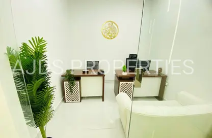 Office Space - 1 Bedroom - 1 Bathroom for rent in Red Avenue - Al Garhoud - Dubai