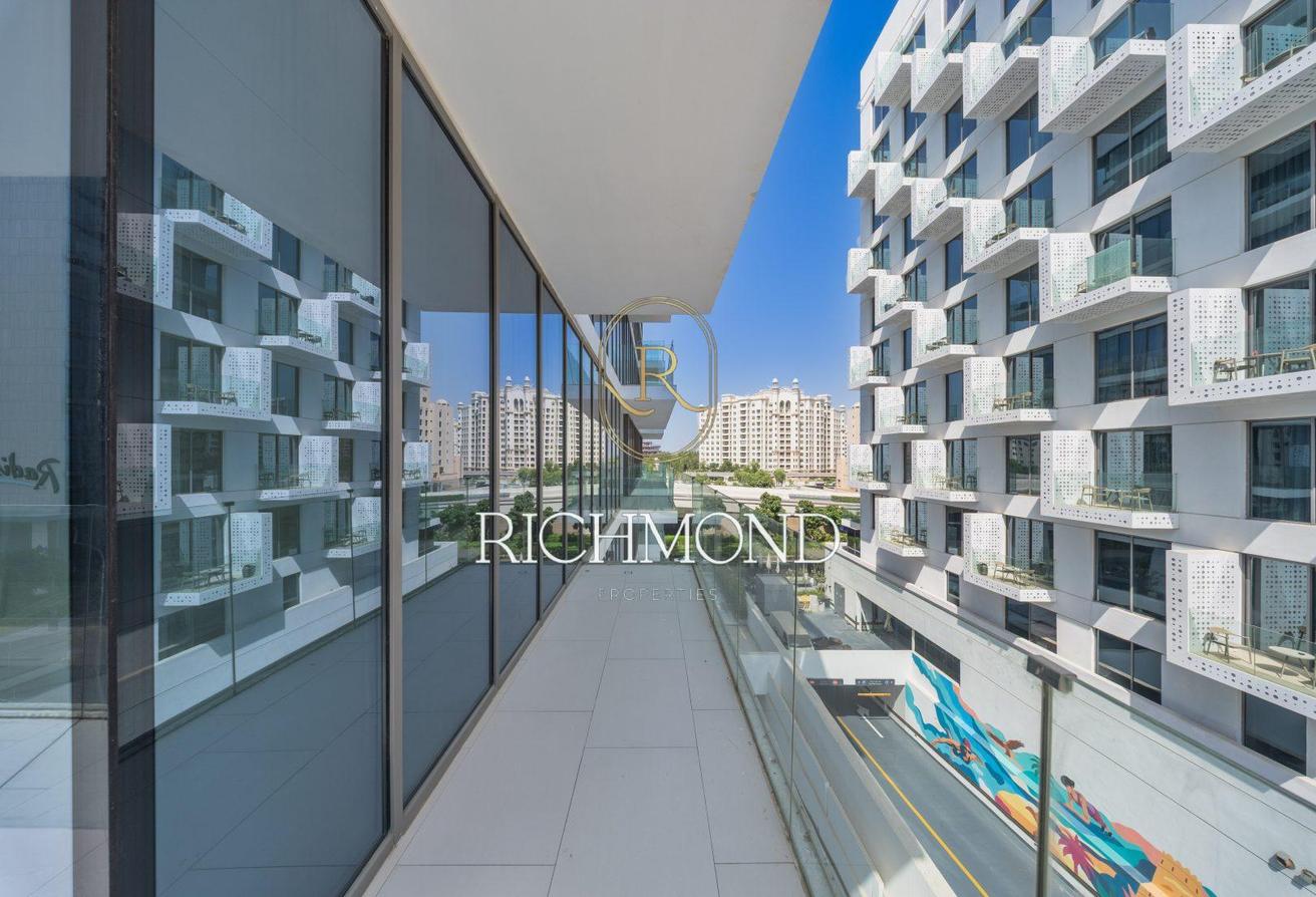 Elevated Living | Spacious 3 Bed | West Beach photo 21