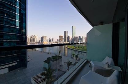 Apartment - Studio - 1 for rent in Bay's Edge - Business Bay - Dubai