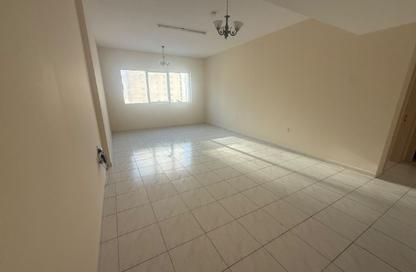 Apartment - 1 - 1 for rent in Emirates Tower - New Al Taawun Road - Al Taawun - Sharjah Apartment - 1 - 1 for rent in Emirates Tower - New Al Taawun Road - Al Taawun - Sharjah