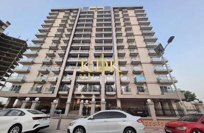 Apartment - Studio - 1 Bathroom for rent in Eagle Heights - Dubai Sports City - Dubai