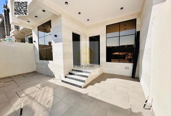 69129856 - Property Image 2