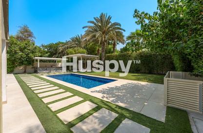 Villa - 5 - 6 for sale in District 1 - Jumeirah Park - Dubai