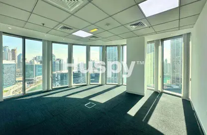 Office Space - Studio - 1 Bathroom for rent in The Binary Tower - Business Bay - Dubai