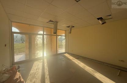 Shop - Studio - 1 Bathroom for rent in Building Q01 - France Cluster - International City - Dubai Shop - Studio - 1 Bathroom for rent in Building Q01 - France Cluster - International City - Dubai