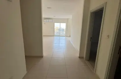 Apartment - 3 Bedrooms - 3 Bathrooms for rent in Dar Al Majaz - Jamal Abdul Nasser Street - Al Majaz - Sharjah