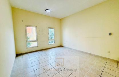 Apartment - 2 Bedrooms - 3 Bathrooms for rent in Building 111 - Cactus Cluster - Discovery Gardens - Dubai Apartment - 2 Bedrooms - 3 Bathrooms for rent in Building 111 - Cactus Cluster - Discovery Gardens - Dubai