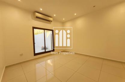 Villa - 3 Bedrooms - 3 Bathrooms for rent in Shakhbout City - Abu Dhabi