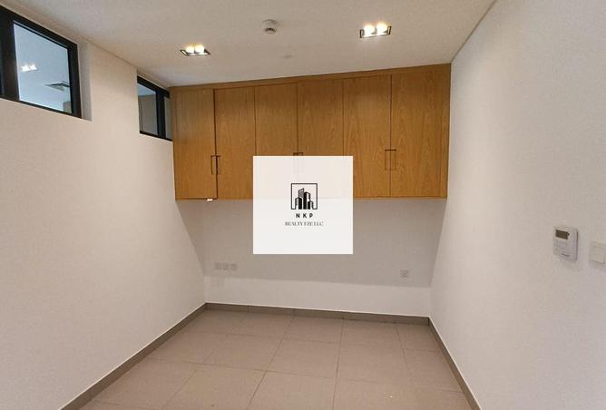 75015034 - Property Image 3