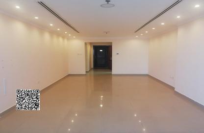 Apartment - 2 Bedrooms - 3 Bathrooms for sale in Corniche Tower - Ajman Corniche Road - Ajman Apartment - 2 Bedrooms - 3 Bathrooms for sale in Corniche Tower - Ajman Corniche Road - Ajman