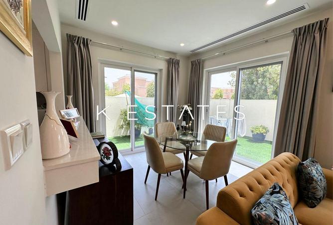 4-bed townhouse in Amaranta 1 · Vacant · Furnished — photo 3
