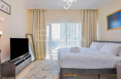 Apartment - Studio - 1 Bathroom for rent in Burj Al Nujoom - Downtown Dubai - Dubai