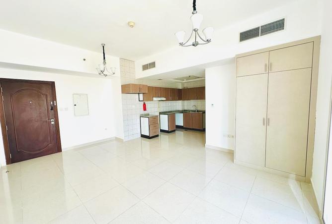 100420618 - Property Image 2