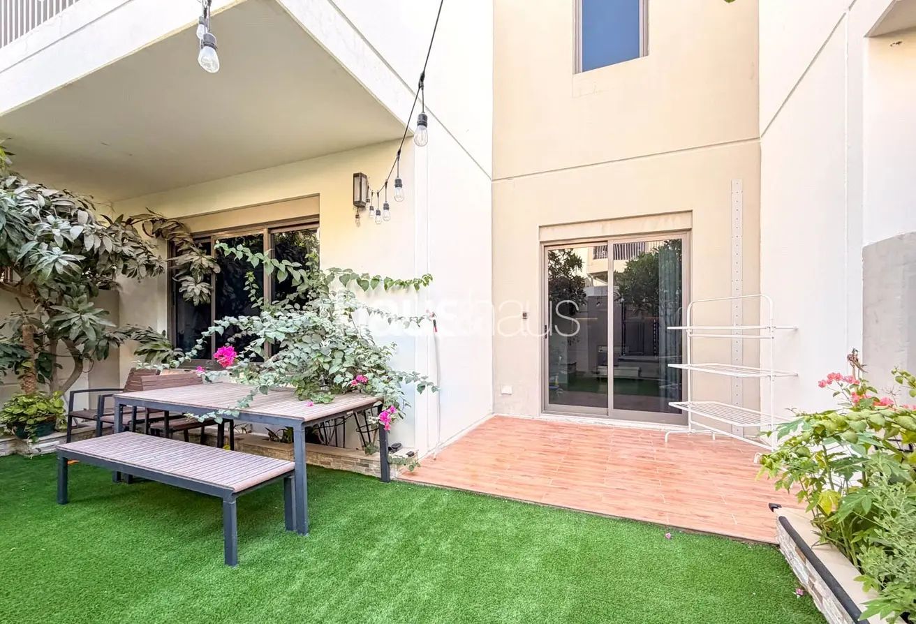 156083134 - Property Main Image