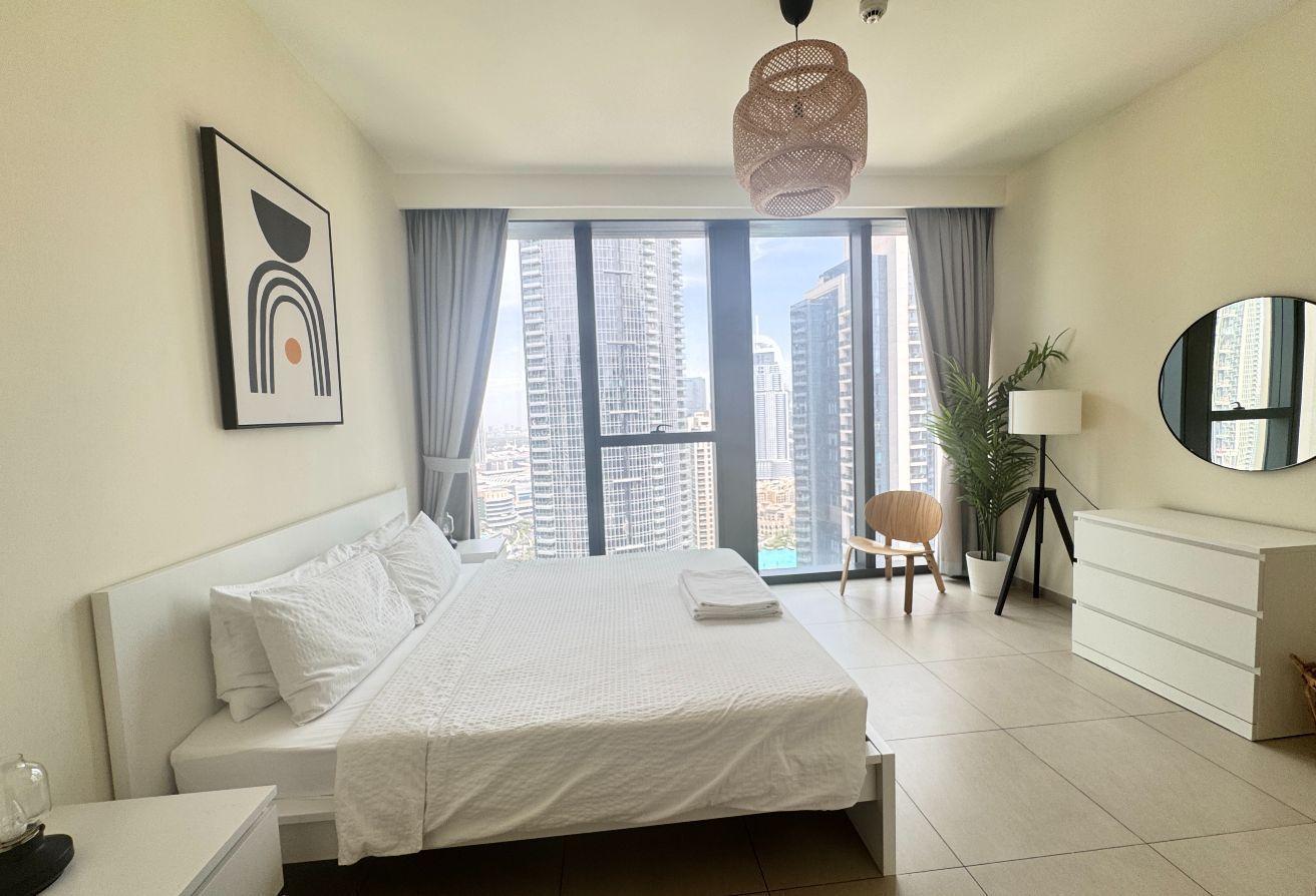 Spacious High Floor 3BR Apt | Downtown Views photo 19