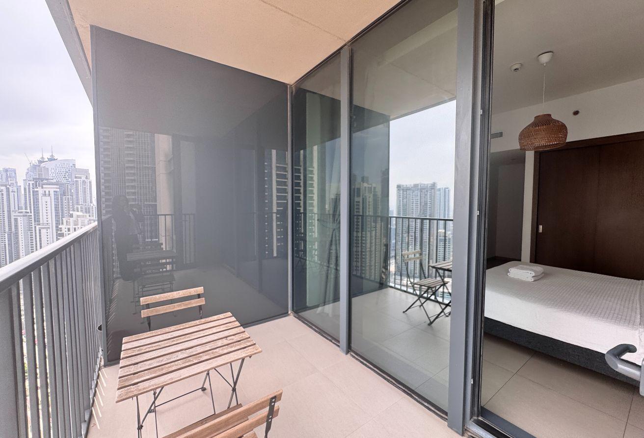 Spacious High Floor 3BR Apt | Downtown Views photo 20