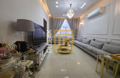 Villa - 5 Bedrooms - 6 Bathrooms for sale in Al Yasmeen 1 - Al Yasmeen - Ajman