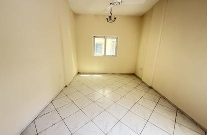 Apartment - Studio - 1 for rent in Al Butina B - Al Butina - Sharjah