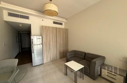 Apartment - Studio - 1 for rent in SOL Bay - Business Bay - Dubai