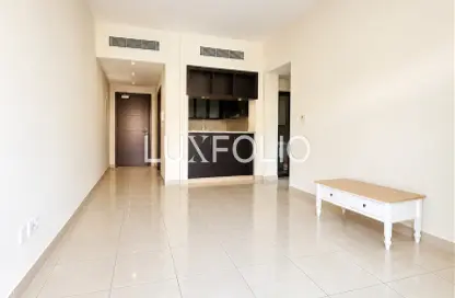 Apartment - 1 Bedroom - 2 Bathrooms for sale in Travo Tower B - Travo - The Views - Dubai