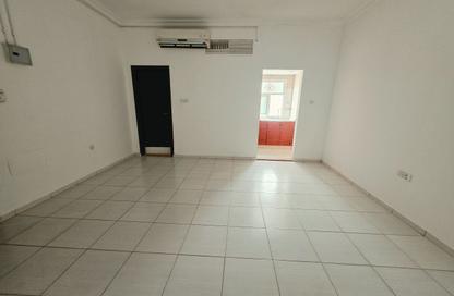 Apartment - Studio - 1 for rent in Fire Station Road - Muwaileh - Sharjah Apartment - Studio - 1 for rent in Fire Station Road - Muwaileh - Sharjah