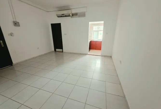 165042109 - Property Image 3