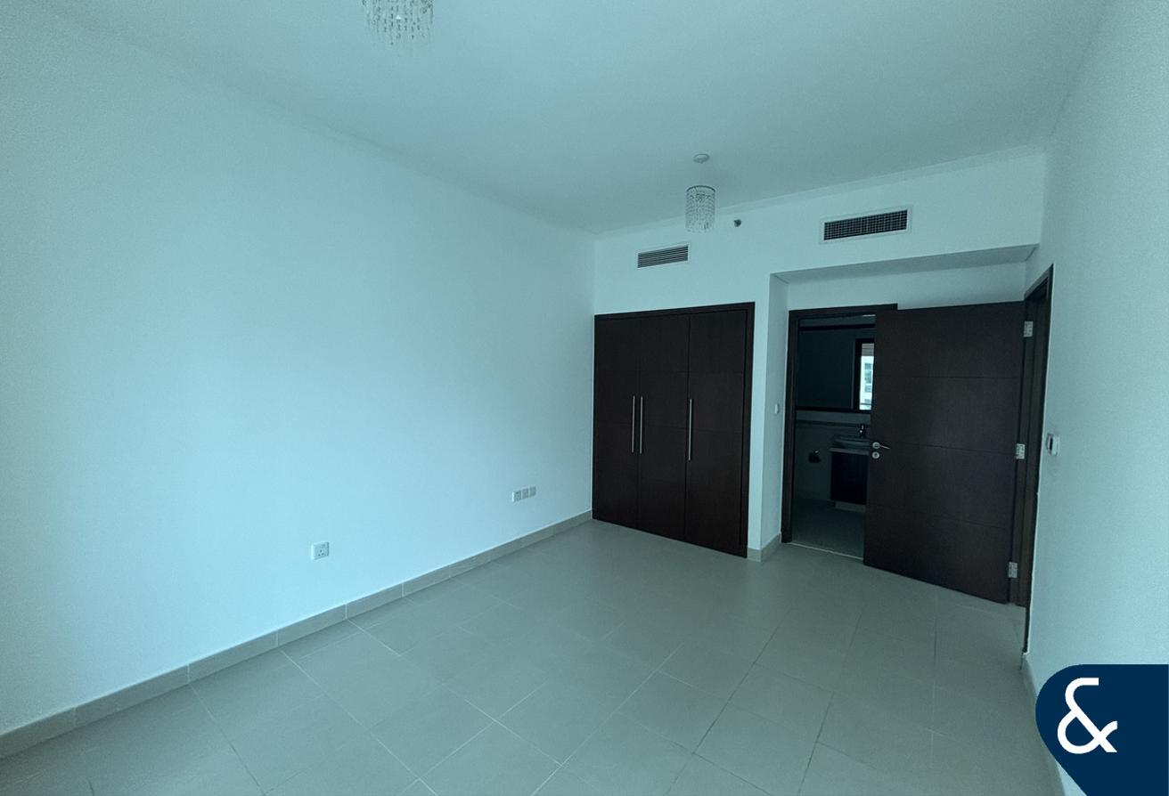 2 Bedroom | Vacant | Emaar | Marina Views photo 12