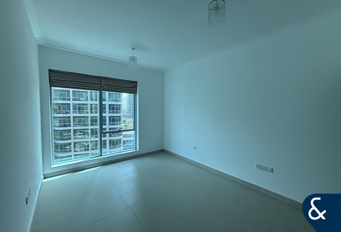 2 Bedroom | Vacant | Emaar | Marina Views photo 11
