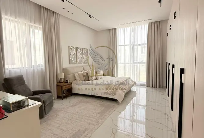 128850969 - Property Image 3