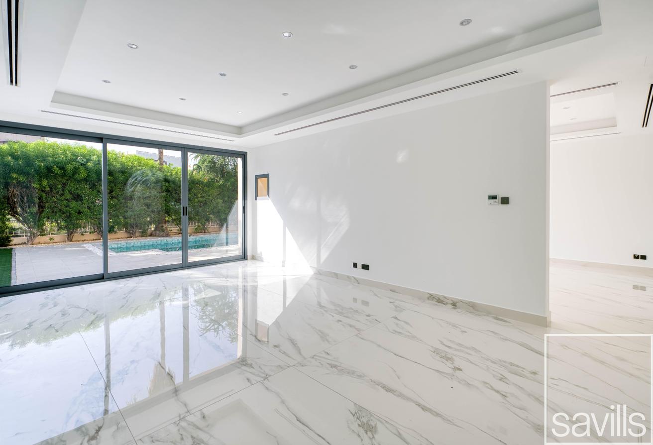 Rare Renovated Hattan | Lake Backing | AMC photo 4