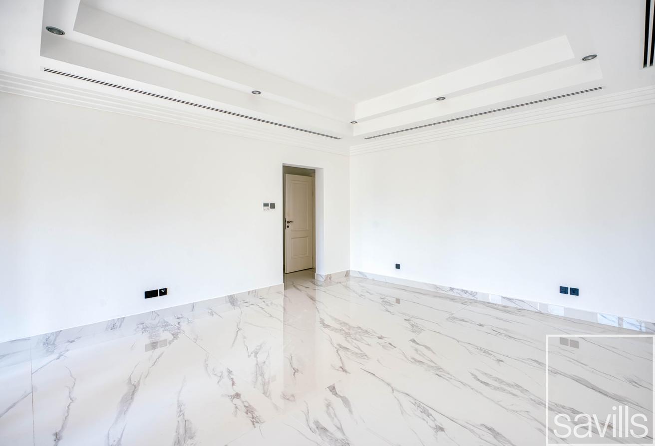 Rare Renovated Hattan | Lake Backing | AMC photo 16