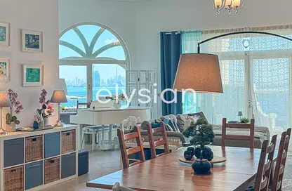 Apartment - 3 Bedrooms - 4 Bathrooms for rent in Al Hallawi - Shoreline Apartments - Palm Jumeirah - Dubai