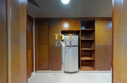 Apartment - Studio - 1 Bathroom for rent in Golden Sands 6 - Mankhool - Bur Dubai - Dubai