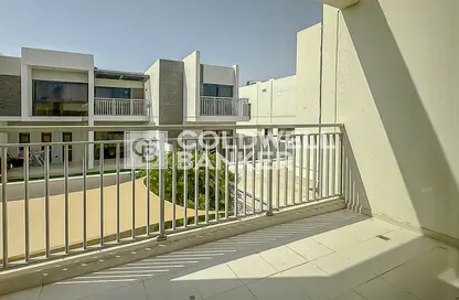 Townhouse - 3 Bedrooms - 4 Bathrooms for sale in Sycamore - Damac Hills 2 - Dubai Townhouse - 3 Bedrooms - 4 Bathrooms for sale in Sycamore - Damac Hills 2 - Dubai