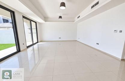 Townhouse - 4 - 5 for rent in Primrose - Damac Hills 2 - Dubai