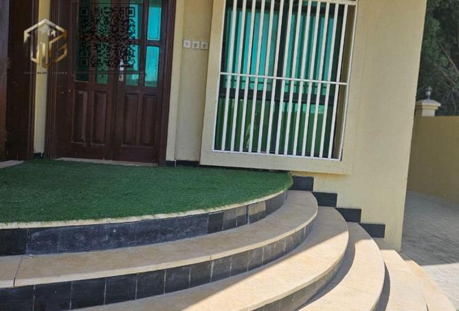 127464440 - Property Image 3