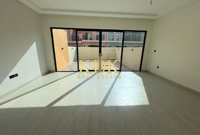 123841850 - Property Image 3