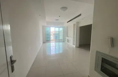 Apartment - 2 Bedrooms - 3 Bathrooms for rent in Al Khan Lagoon Tower - Al Khan Lagoon - Al Khan - Sharjah