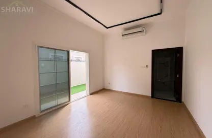 Villa - 2 Bedrooms - 2 Bathrooms for rent in Mirdif Villas - Mirdif - Dubai