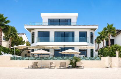 Villa - 3 - 4 for sale in Garden Homes Frond D - Garden Homes - Palm Jumeirah - Dubai Villa - 3 - 4 for sale in Garden Homes Frond D - Garden Homes - Palm Jumeirah - Dubai